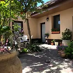 Milla Apartmán *